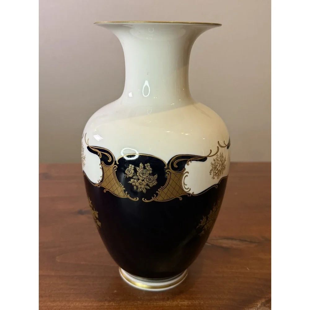 Vintage Echt Kobalt Vase Made in German DR Floral Motif Blue White Gold 11
